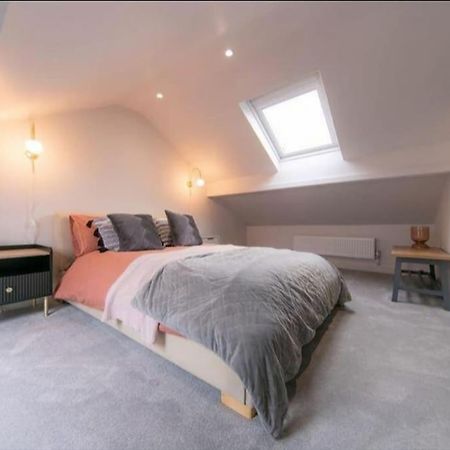 Recently Refurbished Home. Poulton-le-Fylde Dış mekan fotoğraf