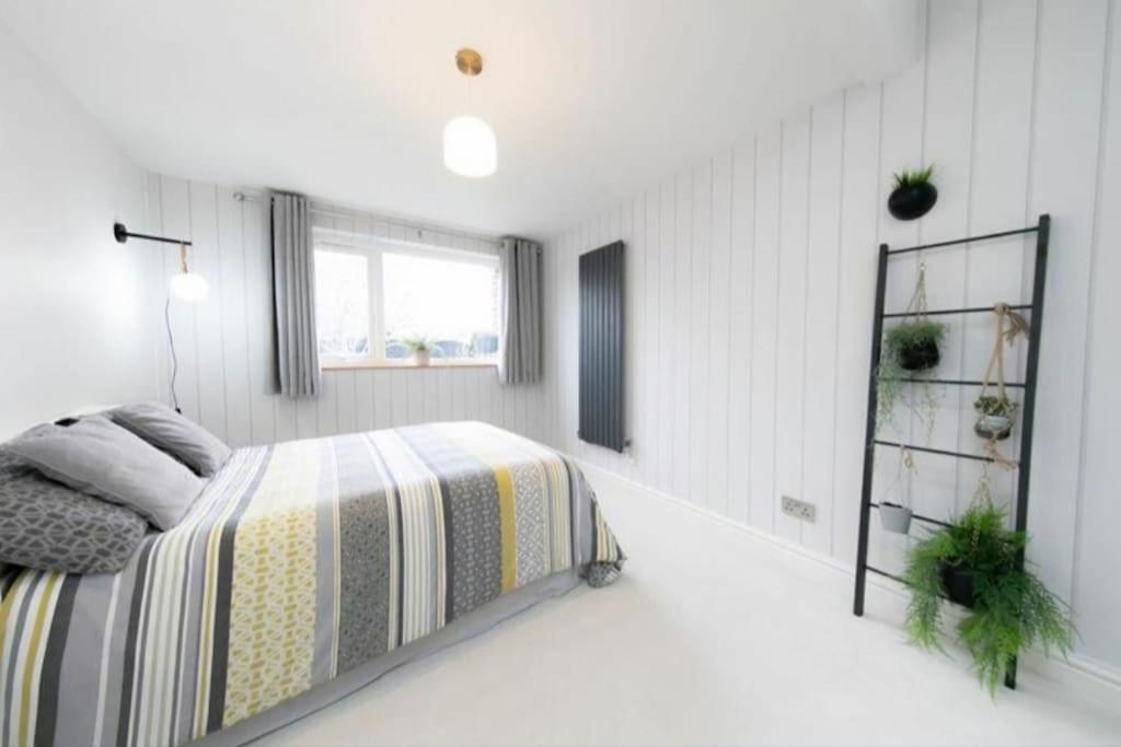 Recently Refurbished Home. Poulton-le-Fylde Dış mekan fotoğraf