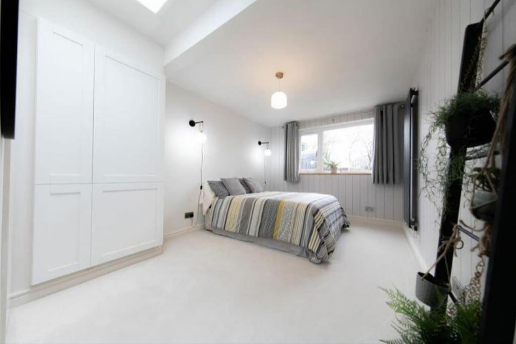 Recently Refurbished Home. Poulton-le-Fylde Dış mekan fotoğraf